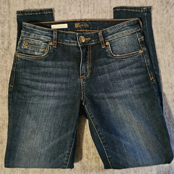 Kut from the Kloth MIA Toothpick Skinny Petite Size 2P - Picture 2 of 4